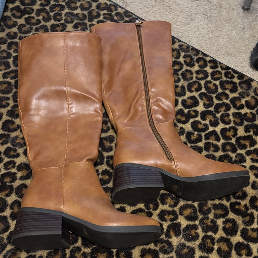 Bamboo gorgeous riding boots brand new